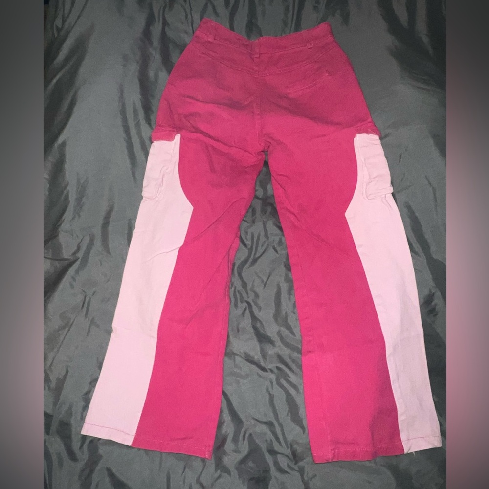 Hot pink cargo jeans đź’ž - Picture 3 of 5